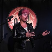 Berry reads at Line Break #14 - click to view - mousewheel to zoom